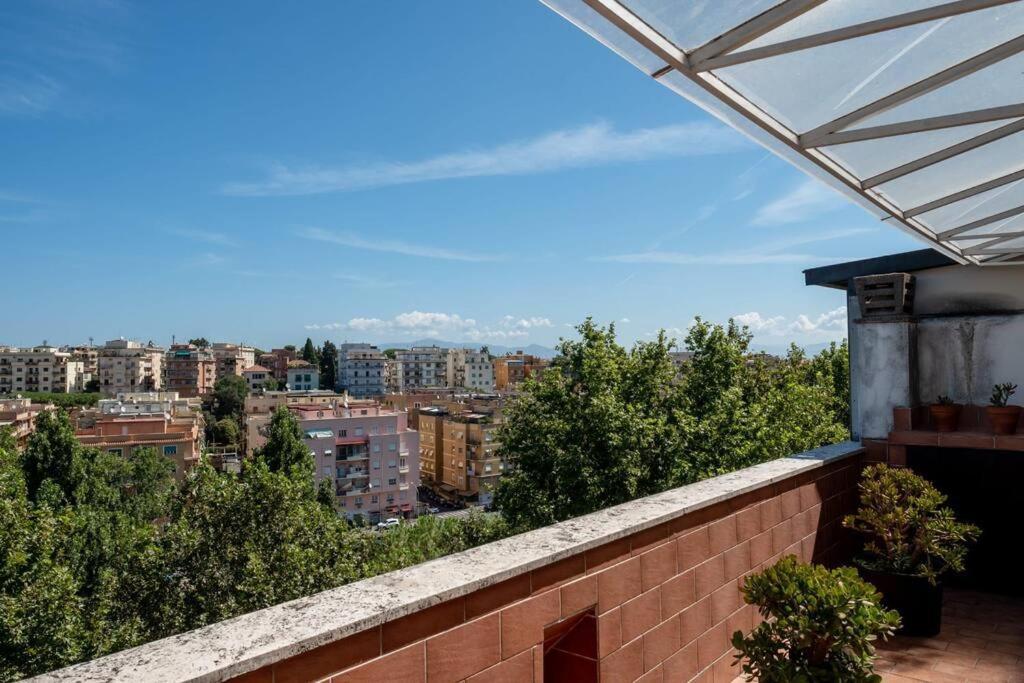 Attico Per Quattro Persone Sulla Nomentana, Wi-Fi, Aria Condizionata Apartman Róma Kültér fotó